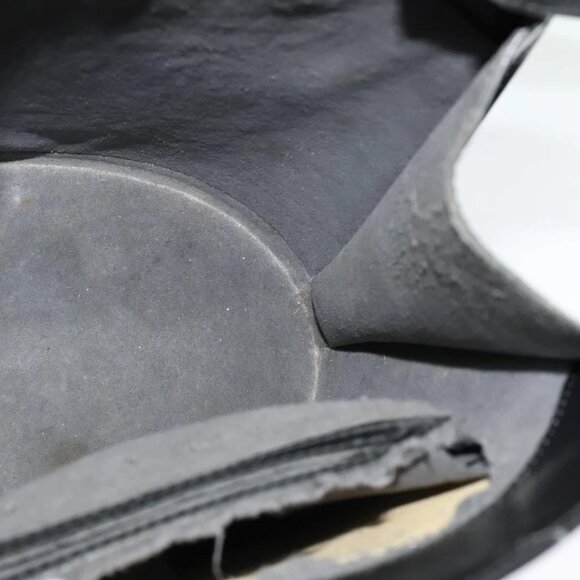 LOUIS VUITTON Epi Cluny Shoulder Bag Black M52252 LV Auth 115278 - Picture 13 of 16